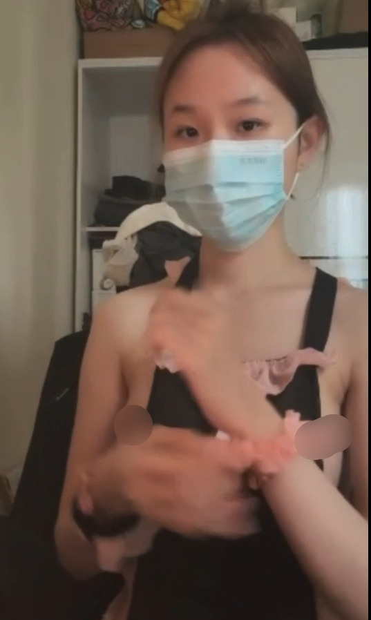 抖音萌妹-榴莲闷闷-会员裸聊福利（3V,969M）