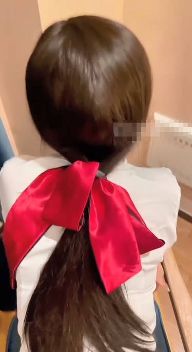 专约极品尤物『银丝雀』调教少妇制服游戏 性感小骚货看似高冷女神 其实是个渴望被大鸡巴灌满骚穴的反差婊母狗(3V)